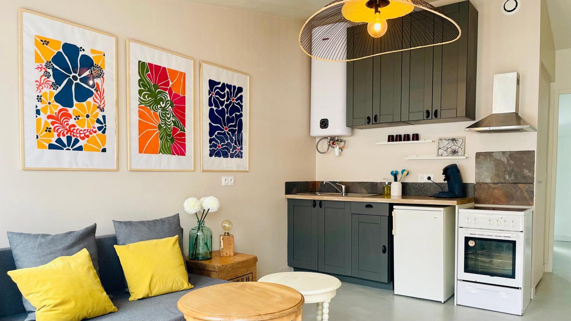 Petite Maison En Bord De